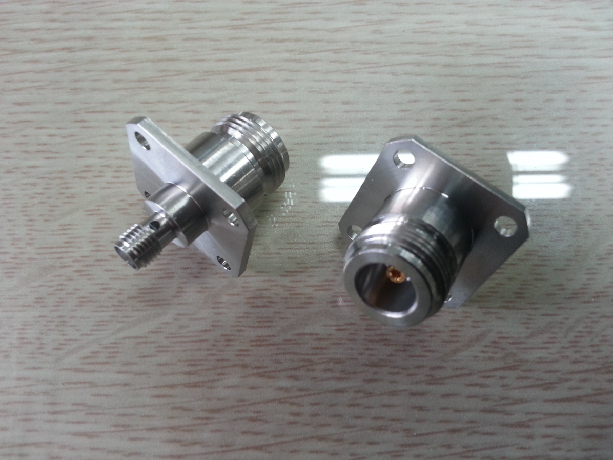 SMA Jack to N Jack Adapter for 4 Mounting Holes and 18GHz performance